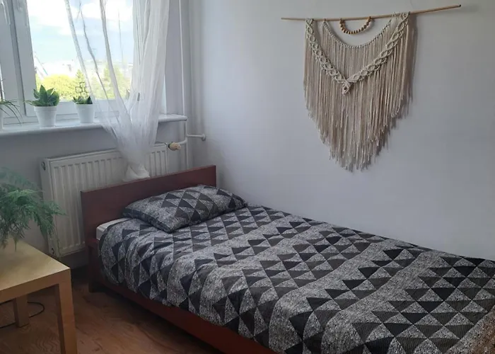 شقة Mieszkanie Przy Arenie